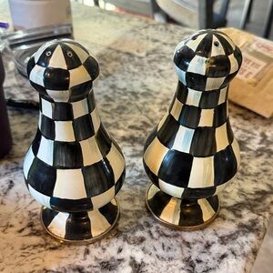 Chic Checkered Salt and Pepper Shakers
